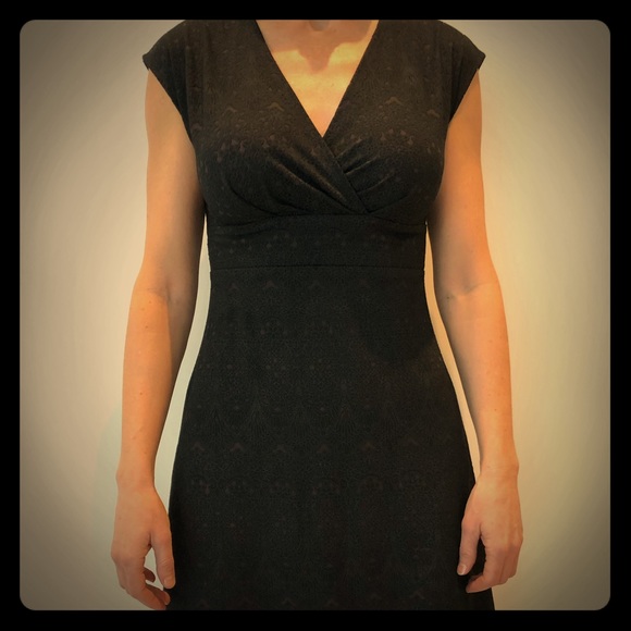 Black and purple dress - Picture 1 of 5